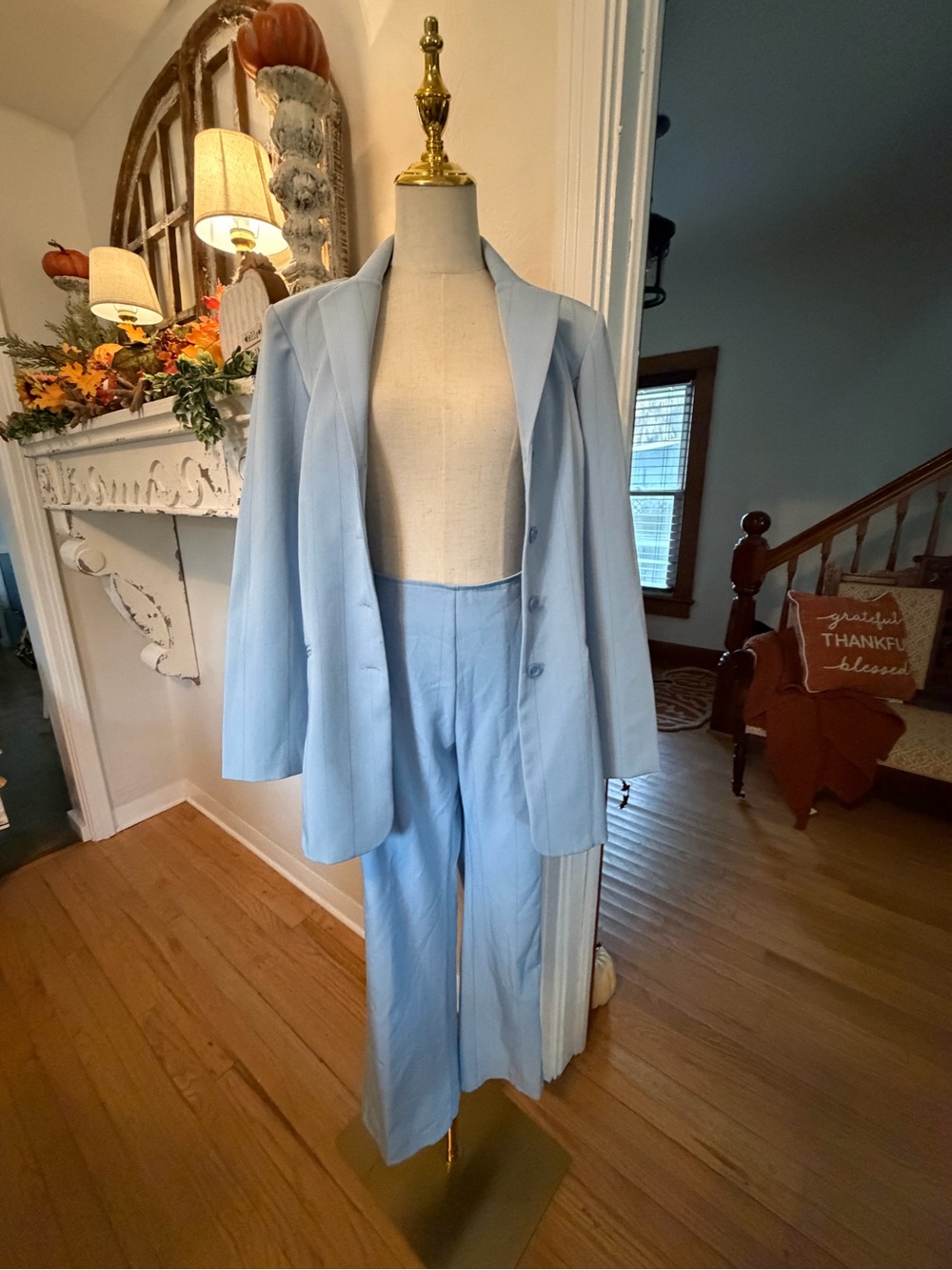 Vintage Giorgio Fiorlini 3 piece women’s suit set w/blazer, trousers, and skirt